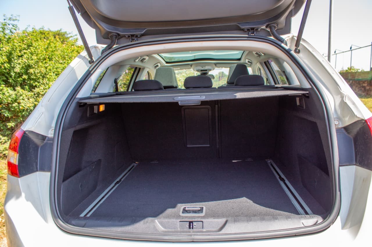 Vehicle photo thumbnail 10